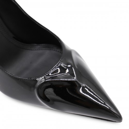 BLACK LEATHER PUMPS