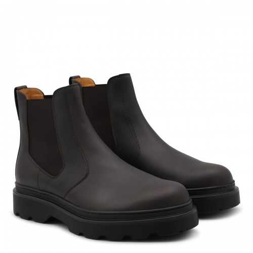 BROWN LEATHER CHELSEA BOOTS
