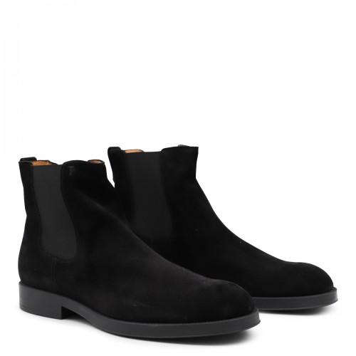 BLACK LEATHER BOOTS