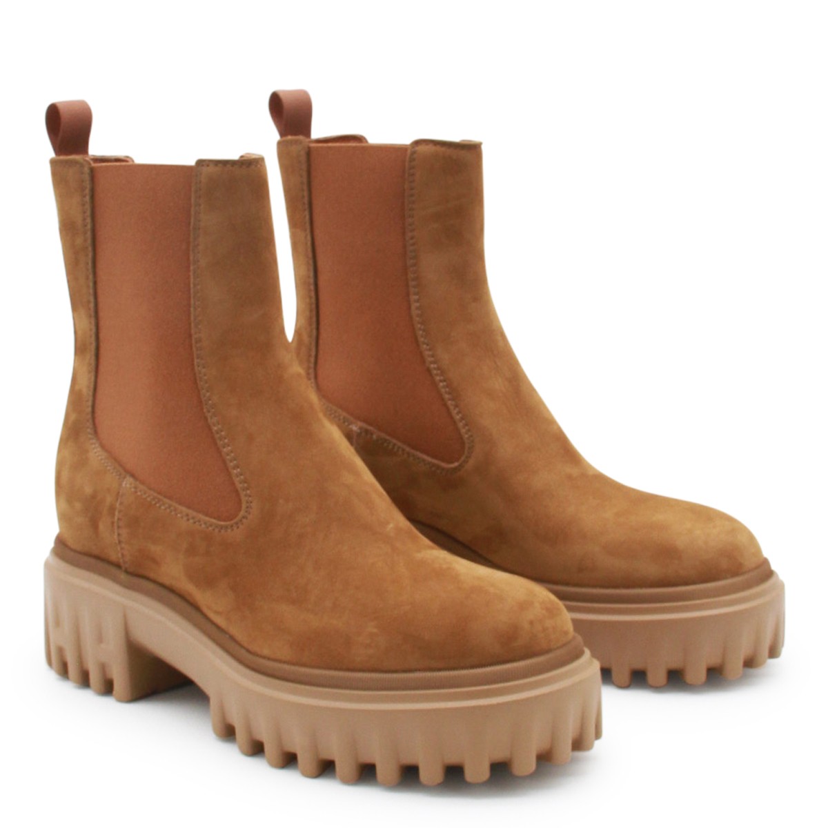 BROWN LEATHER CHELSEA BOOTS