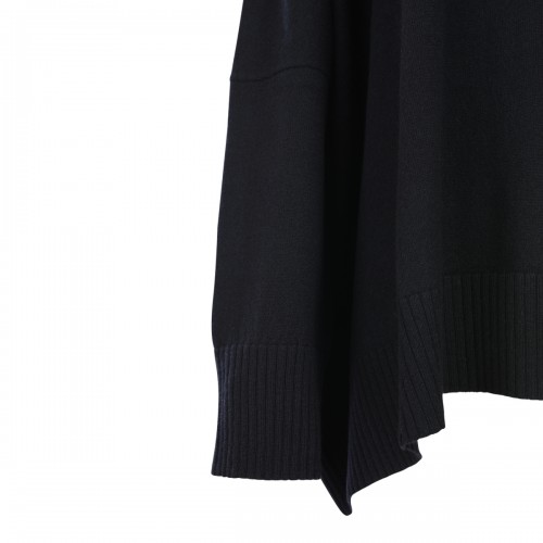 BLACK CASHMERE KNITWEAR