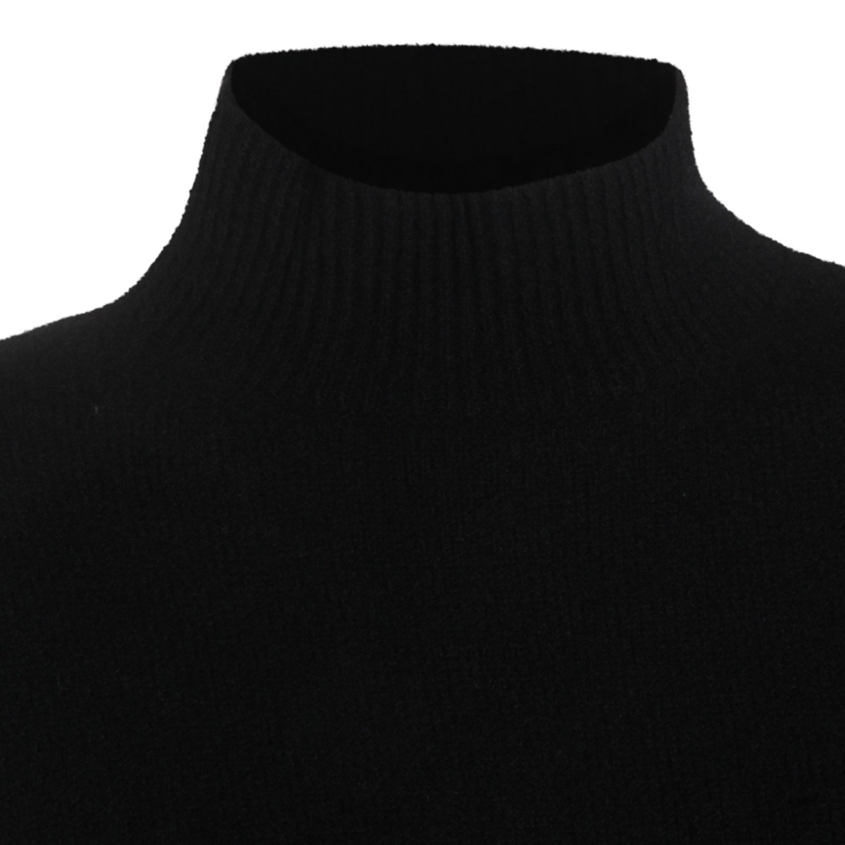 BLACK COTTON KNITWEAR BLACK COTTON KNITWEAR
