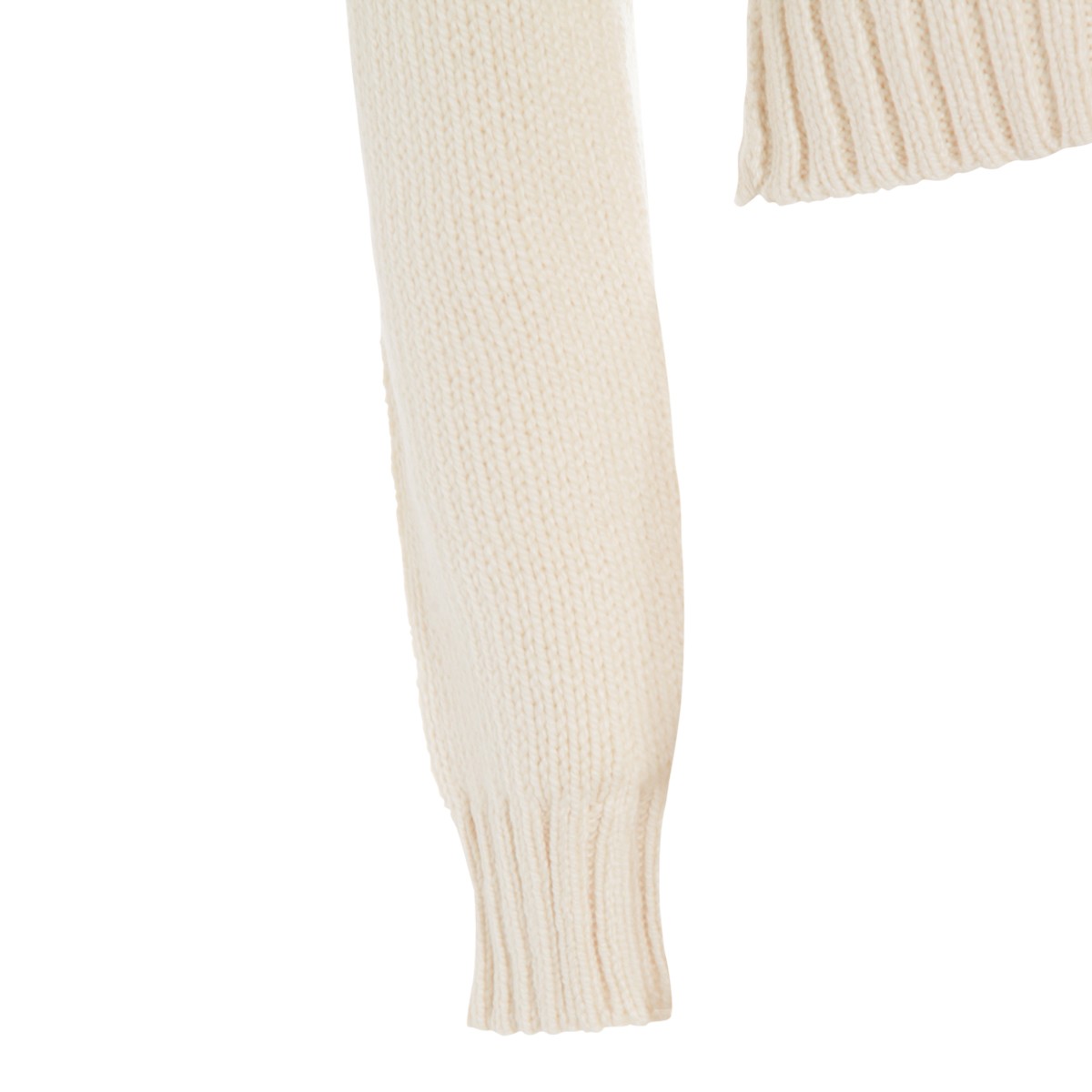 WHITE CASHMERE KNITWEAR