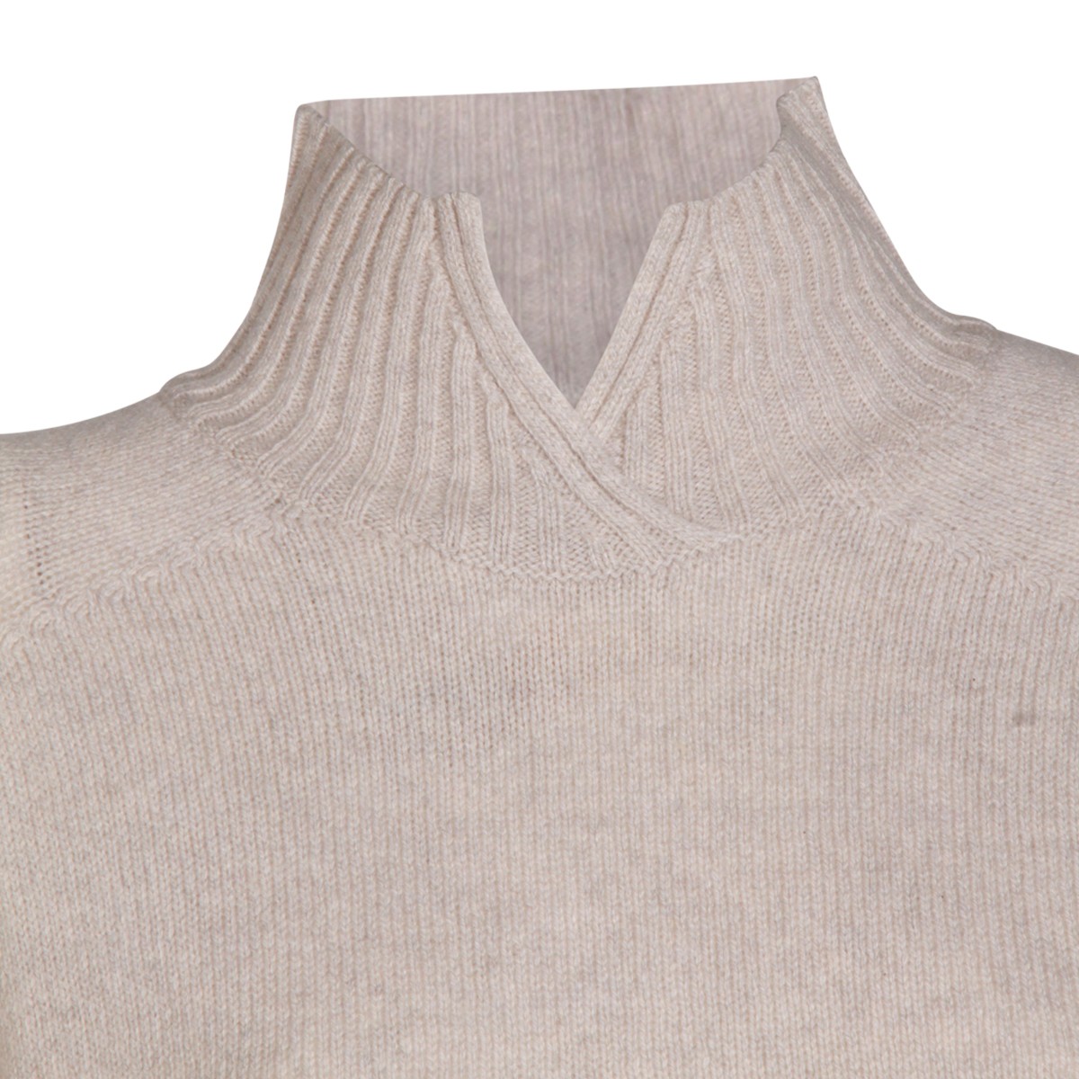 LIGHT GREY CASHMERE KNITWEAR
