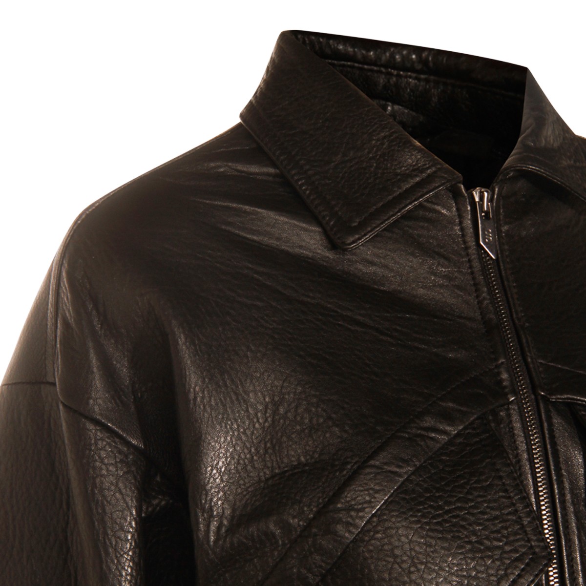 BLACK LEATHER JACKET