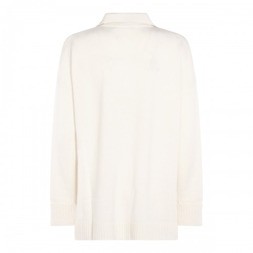 WHITE WOOL BULL KNITWEAR