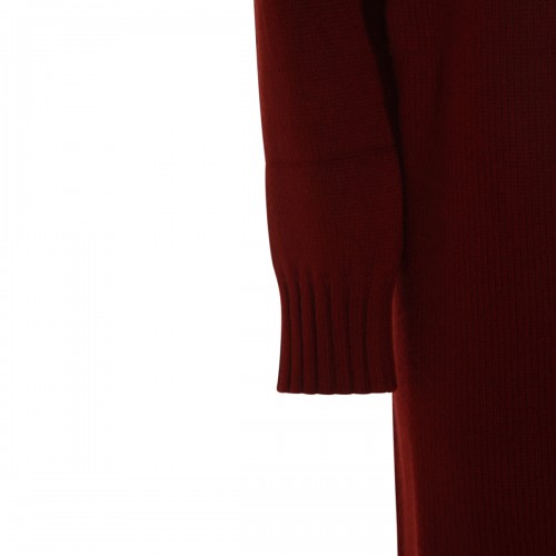 RED CASHMERE SUMMER KNITWEAR