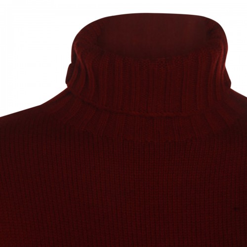 RED CASHMERE SUMMER KNITWEAR