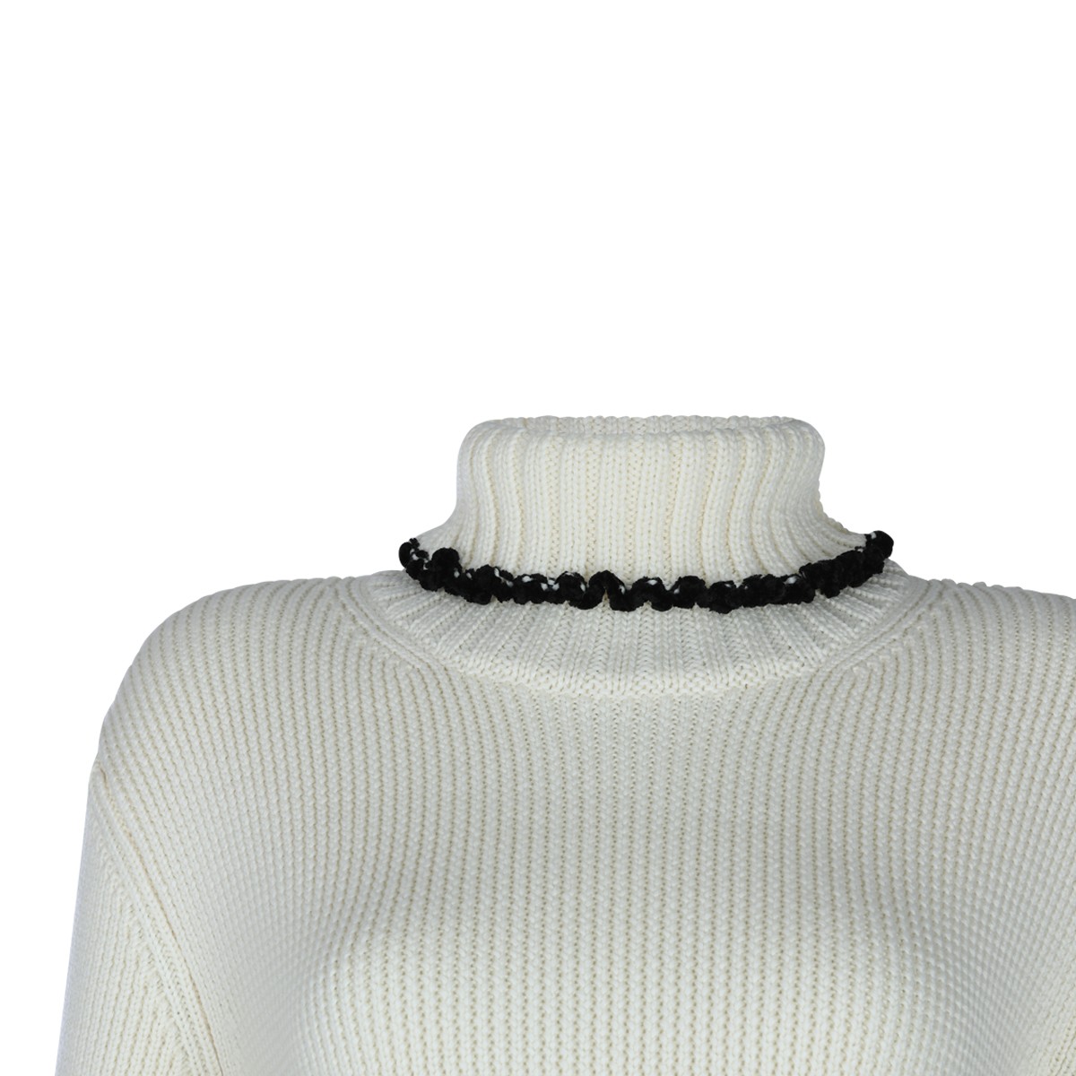 WHITE WOOL KNITWEAR WHITE WOOL KNITWEAR