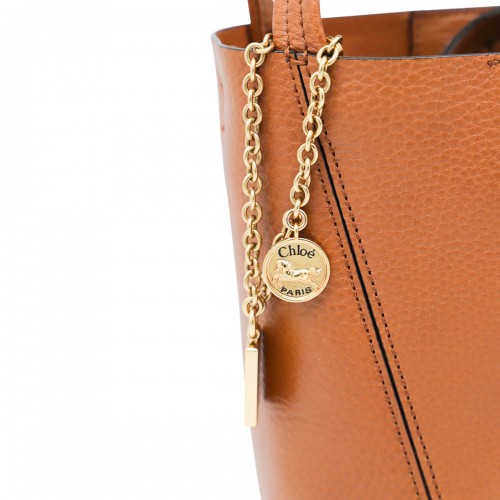 CLAY BROWN LEATHER SPIN TOTE
