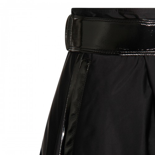 BLACK SKIRT