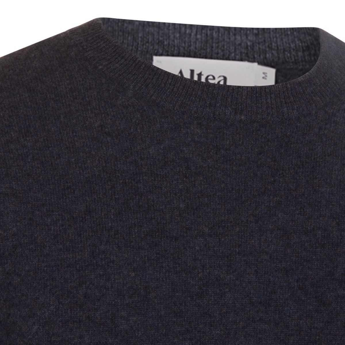 BLUE WOOL KNITWEAR