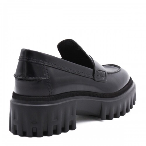 BLACK LEATHER LOAFERS