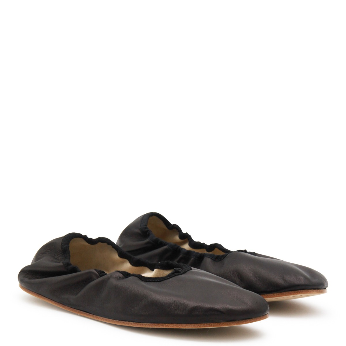 BLACK LEATHER ROUND BALLET FLATS