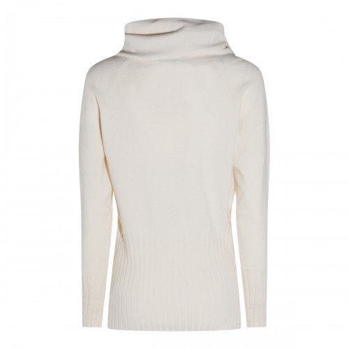 WHITE CASHMERE KNITWEAR