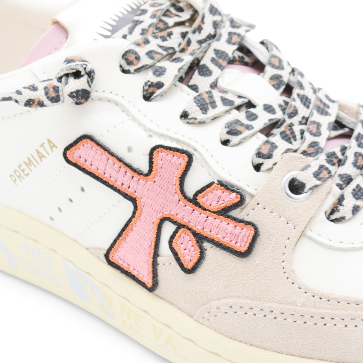 WHITE AND PINK LEATHER CLAYD SNEAKERS