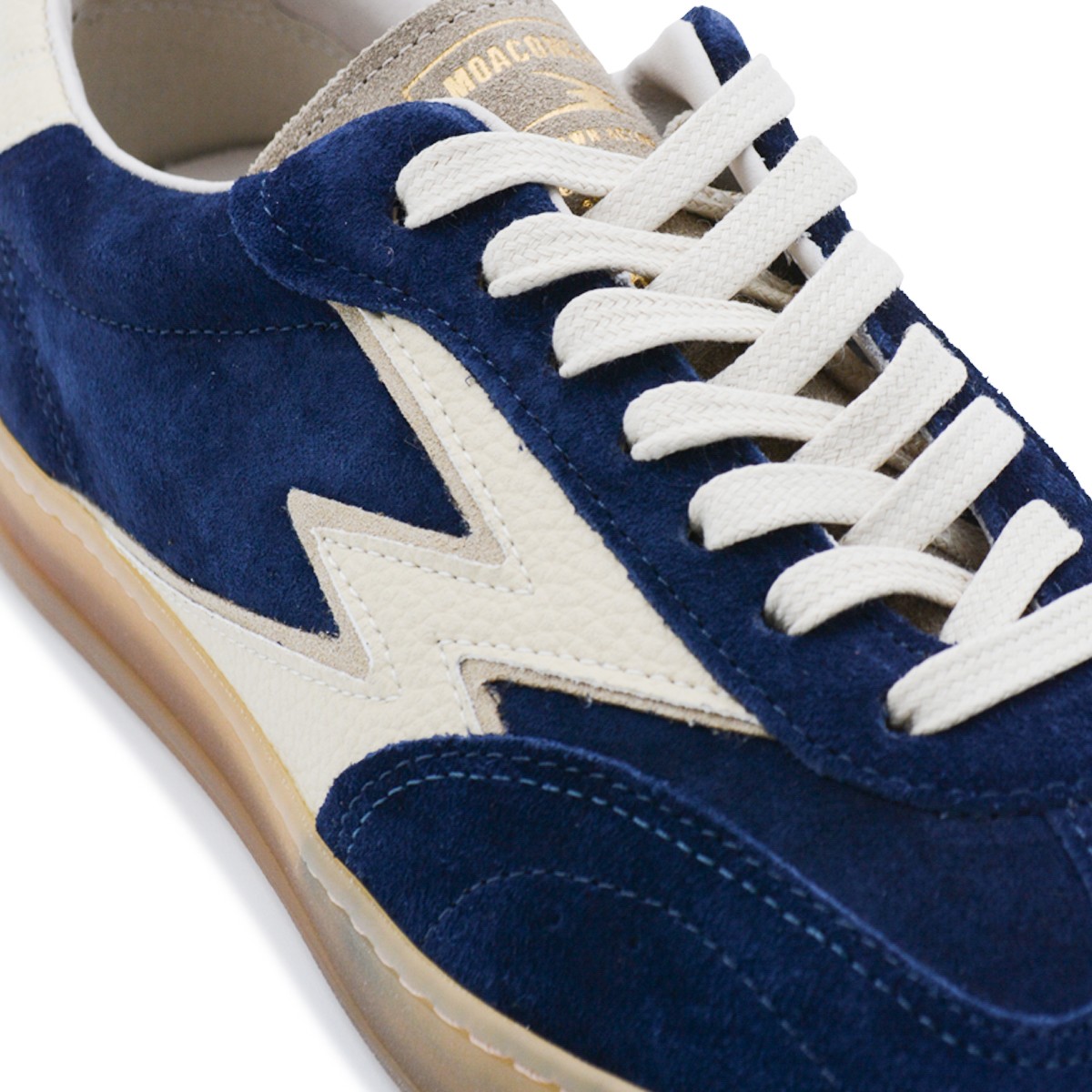 NAVY SNEAKERS
