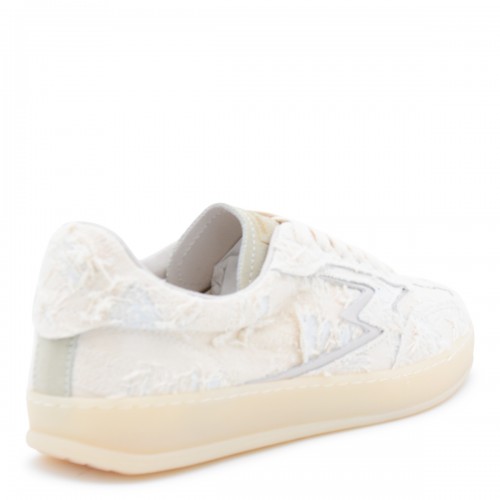 WHITE SNEAKERS