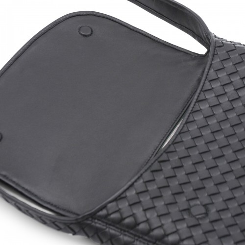 BLACK LEATHER MESSENGER BAG