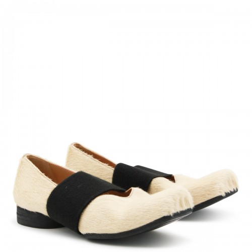 WHITE LEATHER BALLET FLATS