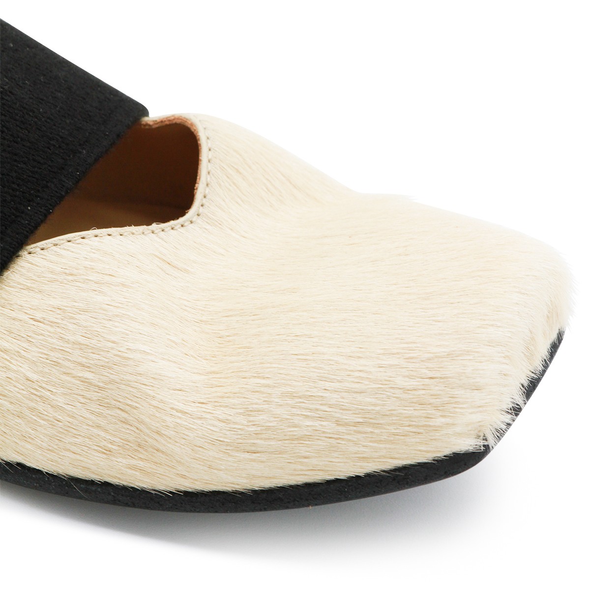 WHITE LEATHER BALLET FLATS