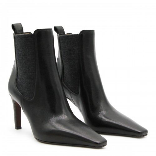 BLACK LEATHER BOOTS