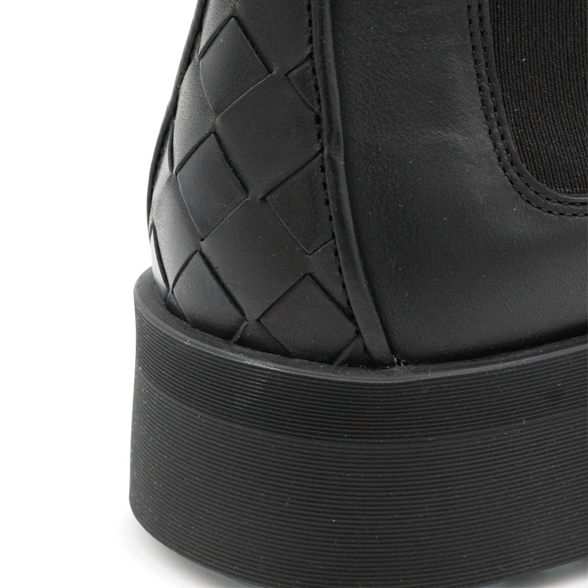 BLACK LEATHER CHELSES BOOTS