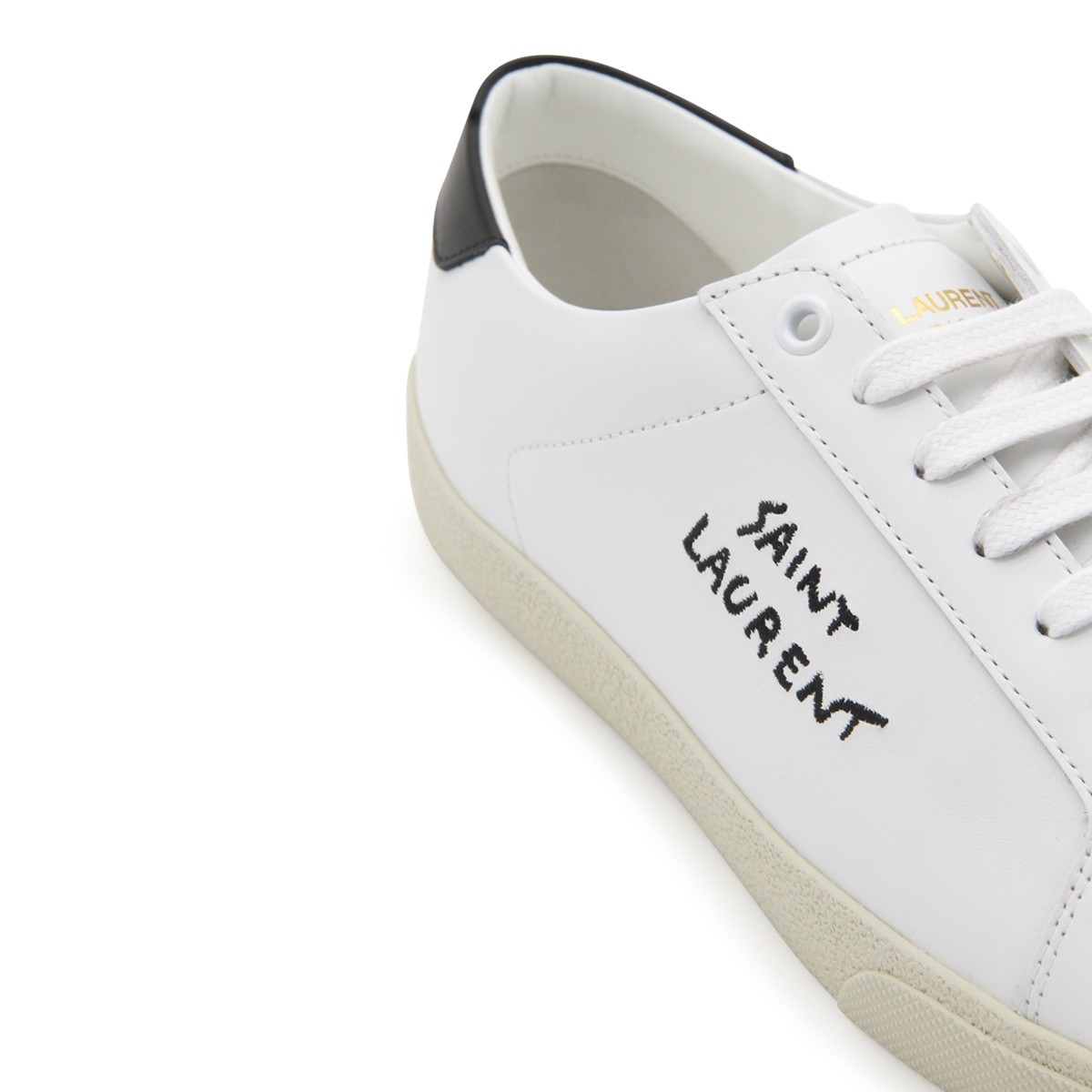 WHITE AND BLACK LEATHER COURT CLASSIC... WHITE AND BLACK LEATHER COURT CLASSIC...