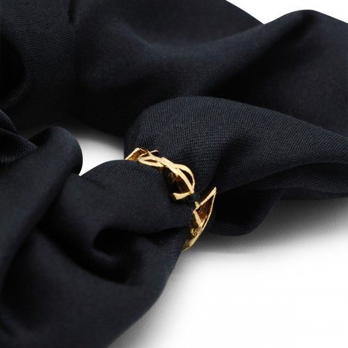 BLACK SCRUNCHIE 2