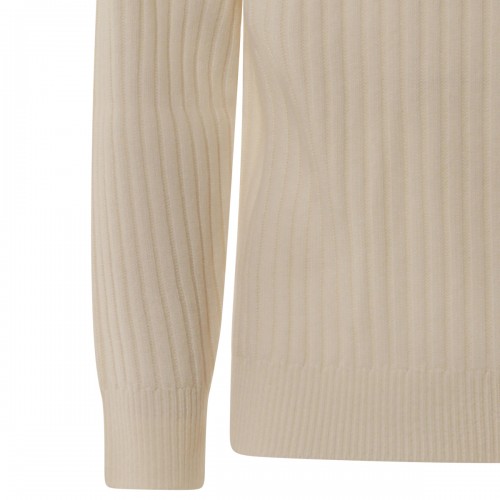 WHITE CASHMERE KNITWEAR