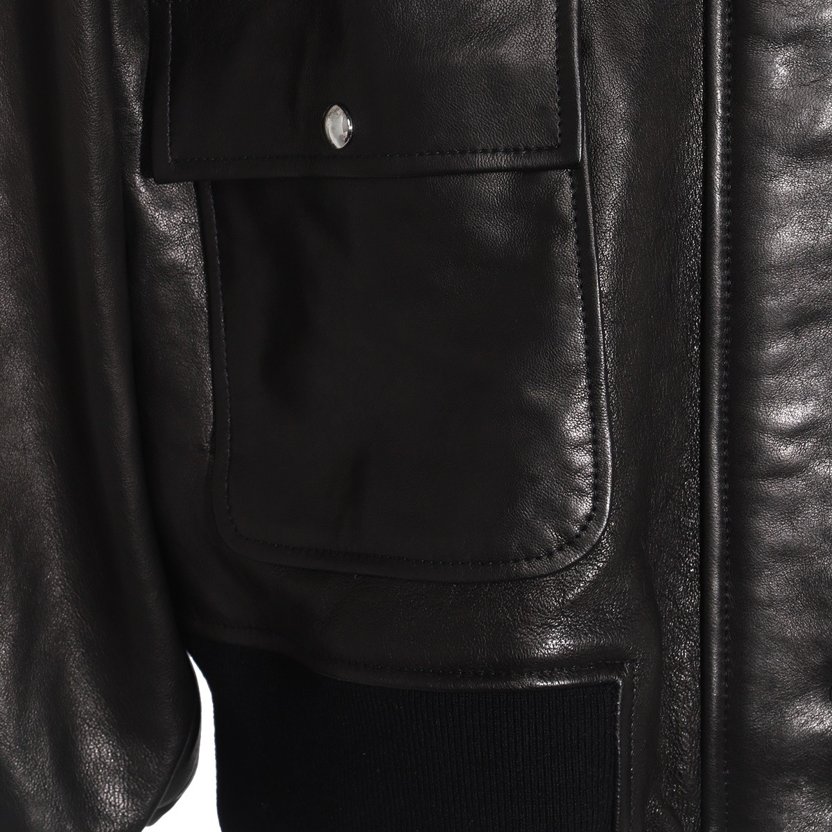 BLACK LEATHER JACKET