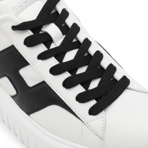 WHITE AND BLACK LEATHER SNEAKERS