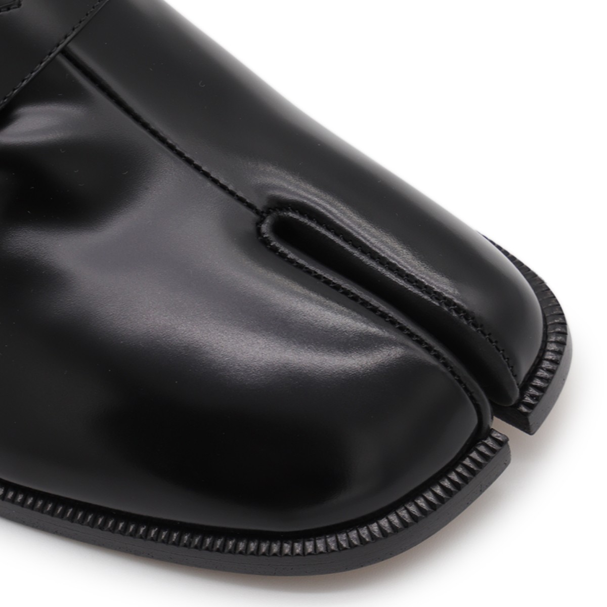 BLACK LEATHER TABI BABOUCHE LOAFERS