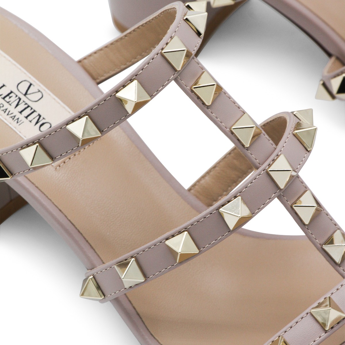 BEIGE LEATHER SANDALS
