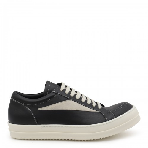 BLACK AND WHITE LEATHER VINTAGE SNEAKERS