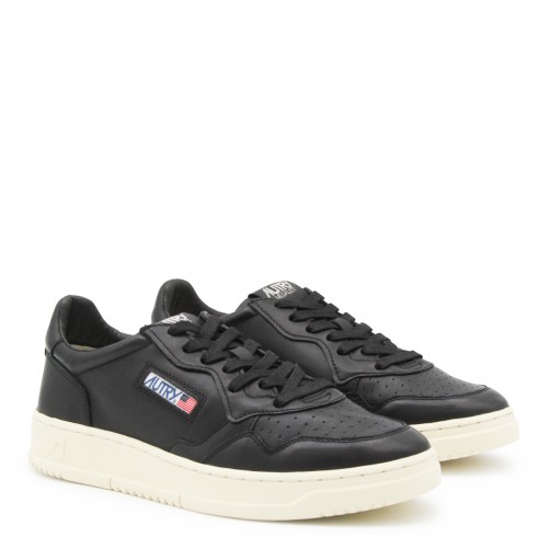 BLACK LEATHER MEDALIST SNEAKERS