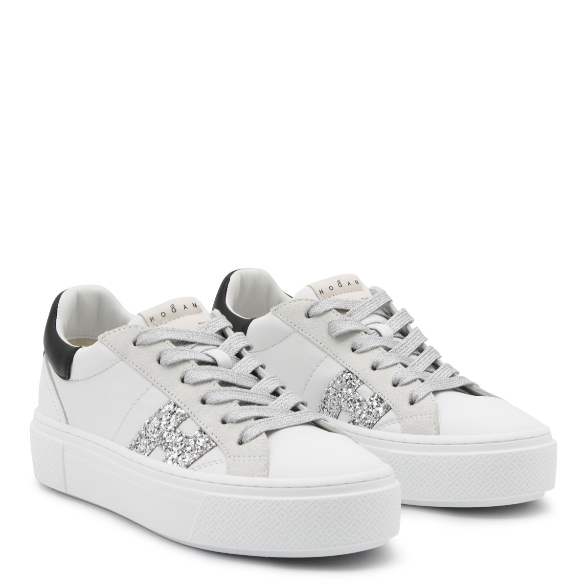 WHITE AND BLACK LEATHER SNEAKERS
