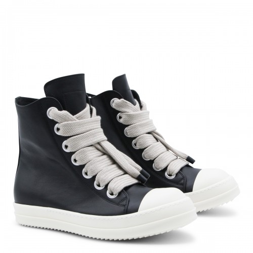 BLACK AND WHITE LEATHER SNEAKERS