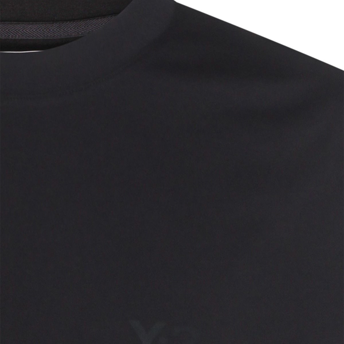 BLACK COTTON T-SHIRT