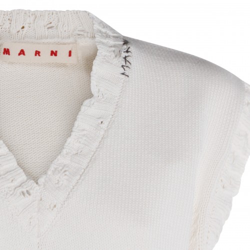 WHITE COTTON KNITWEAR