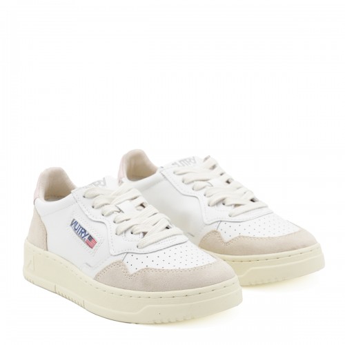 WHITE LEATHER MEDALIST SNEAKERS