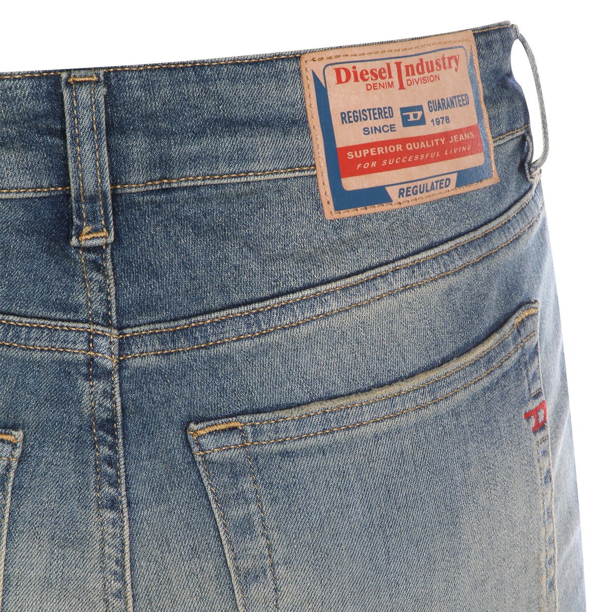 BLUE VINTAGE FLARED JEANS